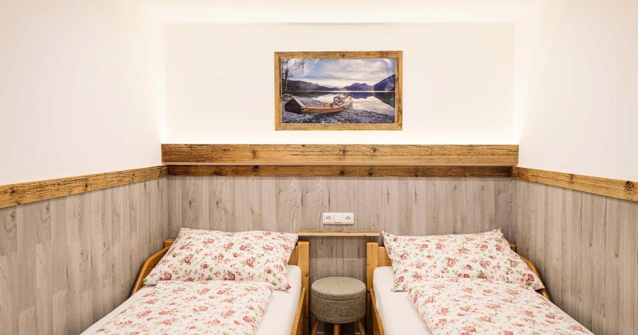 Ferienwohnung Grundlsee, Willkommen In Mami'S Ferienwohnung Exterior foto